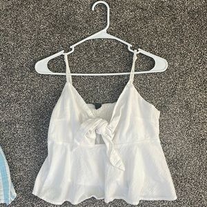 White semi-crop top (medium) - Shein